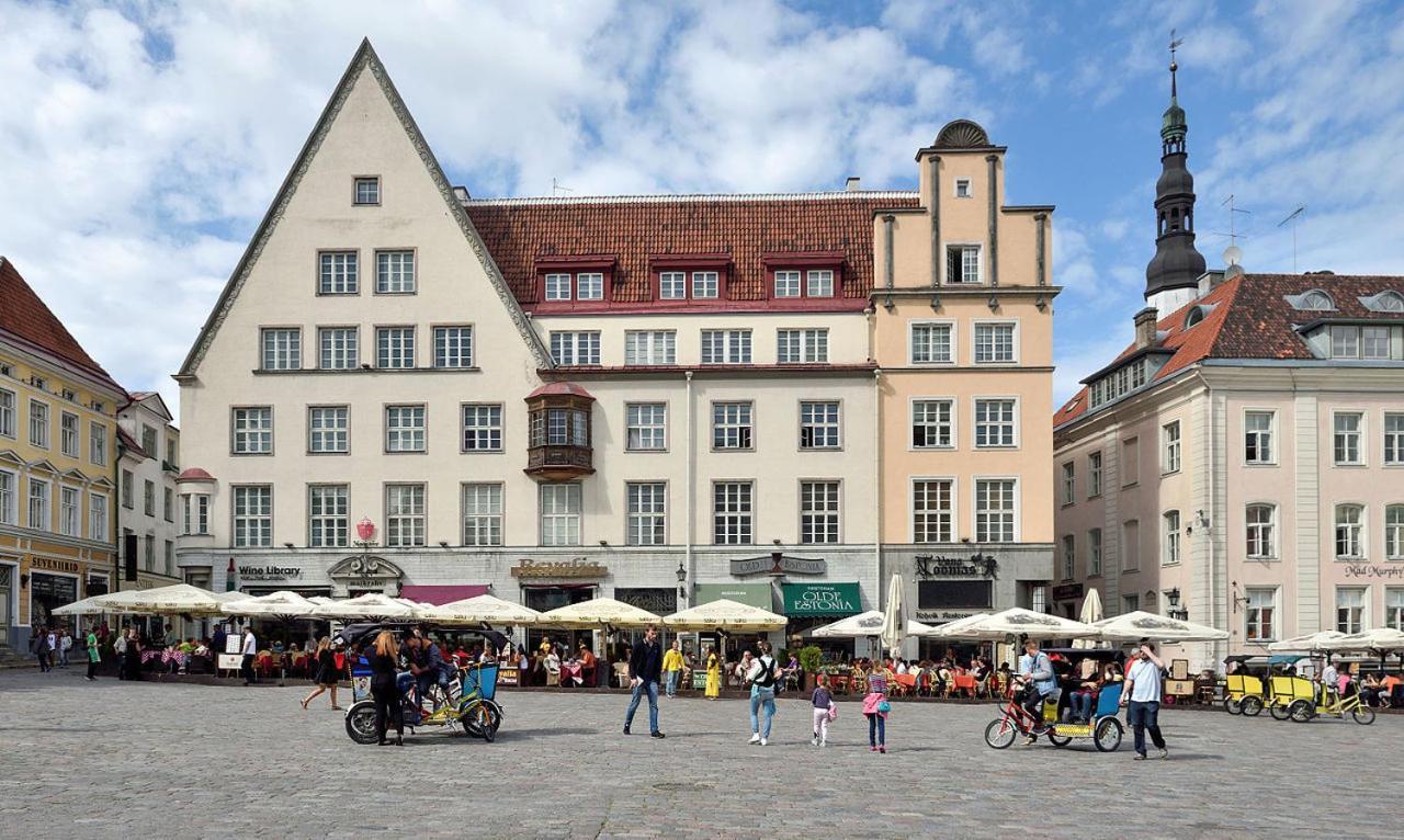Tallinn City Apartments Old Town Square ภายนอก รูปภาพ